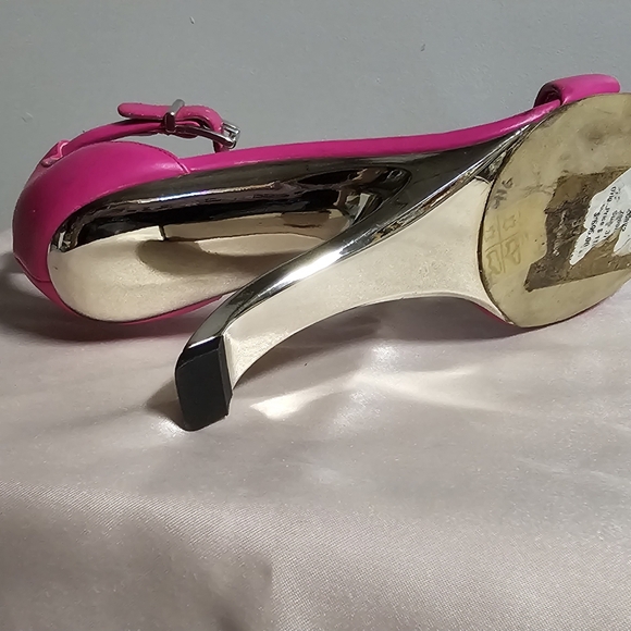 ALEXANDER McQUEEN sz 37 BOBBY PINK, CALFSKIN LEATHER, ARC HEELED SANDAL - Picture 4 of 12